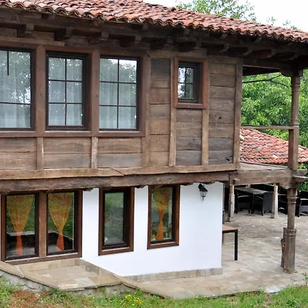 Vila миронската къща *